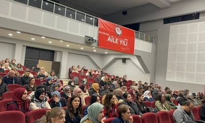Kars’ta “Ailemiz, Geleceğimizdir” söyleşisi gerçekleşti - Birlik Haber Ajansı