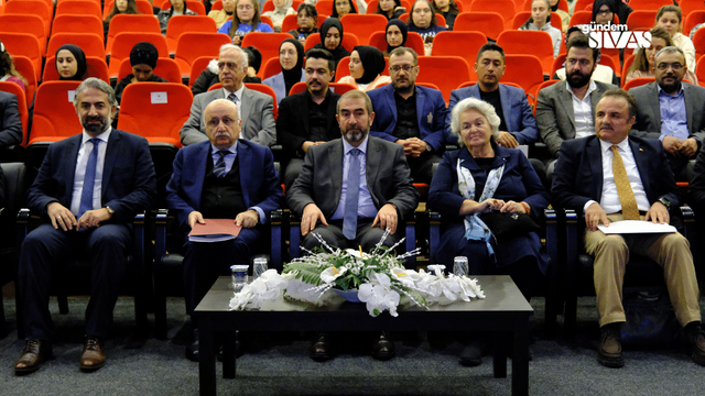 Sivas, Hz. Mevlânâ Paneline Ev Sahipliği Yaptı