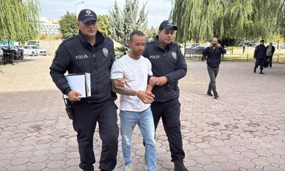 Sivas'ta Şehit Babasına Hakaret Eden Otobüs Şoförü, Adliyede de Pişkin Tavırlar Sergiledi