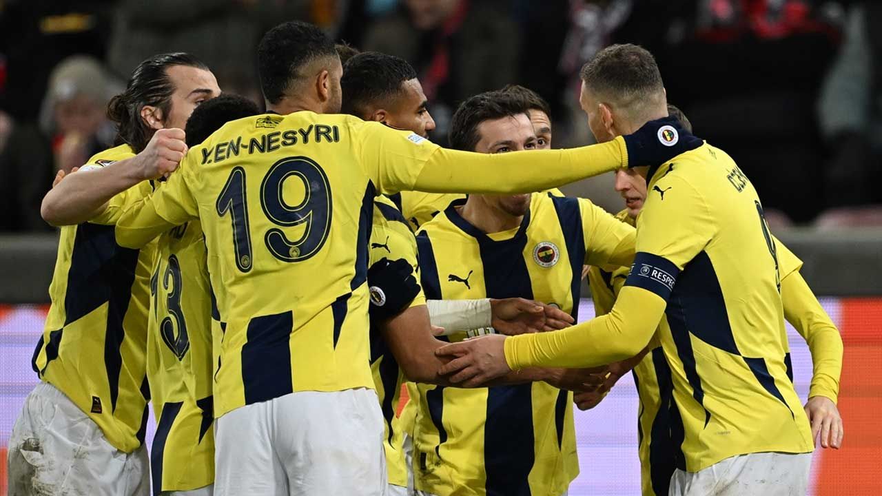 Fenerbahçe, Midtjylland ile berabere kalarak Play-off’a kaldı! - Birlik Haber Ajansı