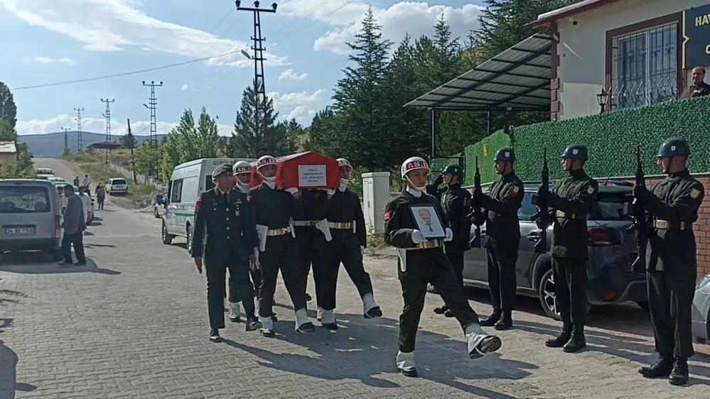 Emekli Astsubay Hamit Erdoğan Son Yolculuğuna Uğurlandı