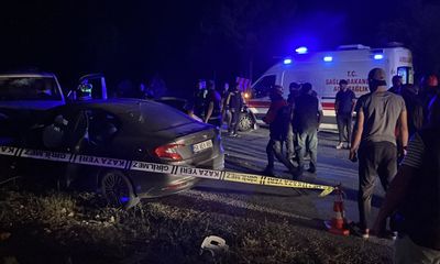 Sivas'ta Ters Şeride Giren Minibüs Faciası: 1 Ölü, 8 Yaralı
