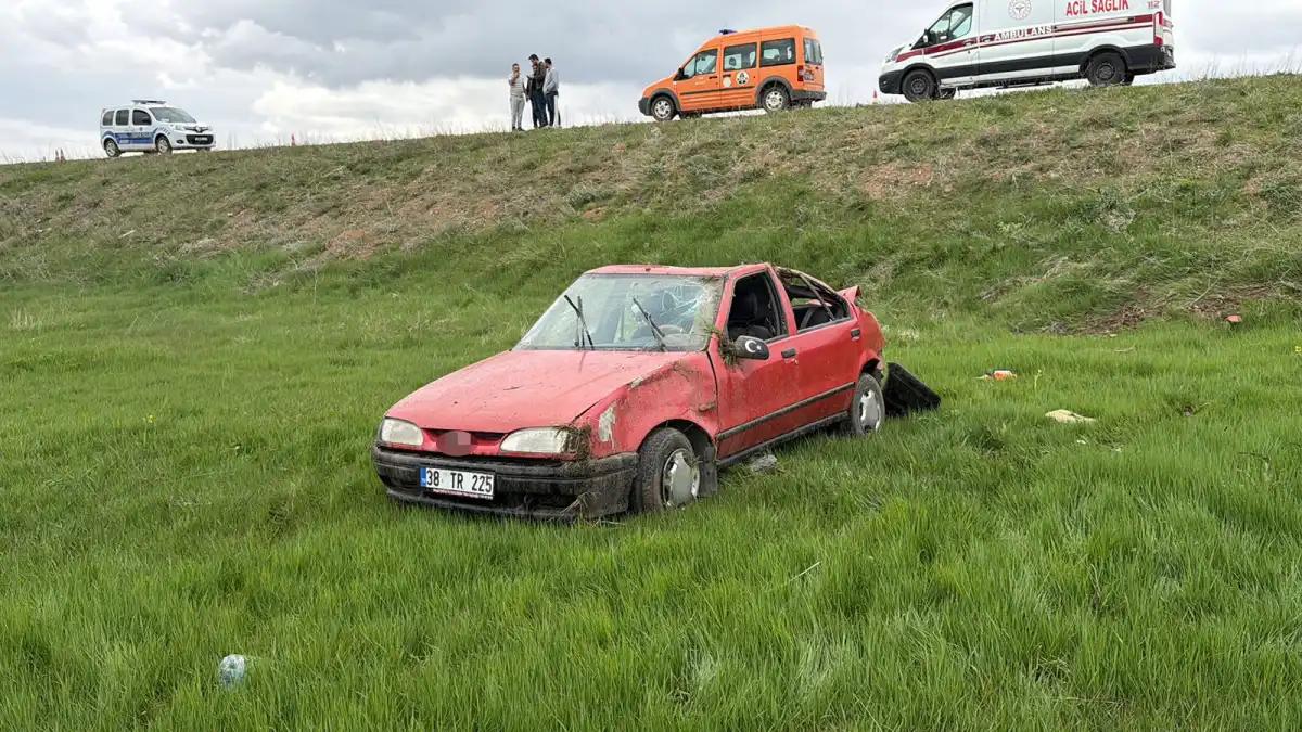 Sivas’ta Feci Kaza: Şarampole Devrilen Otomobilin Sürücüsü Hayatını Kaybetti