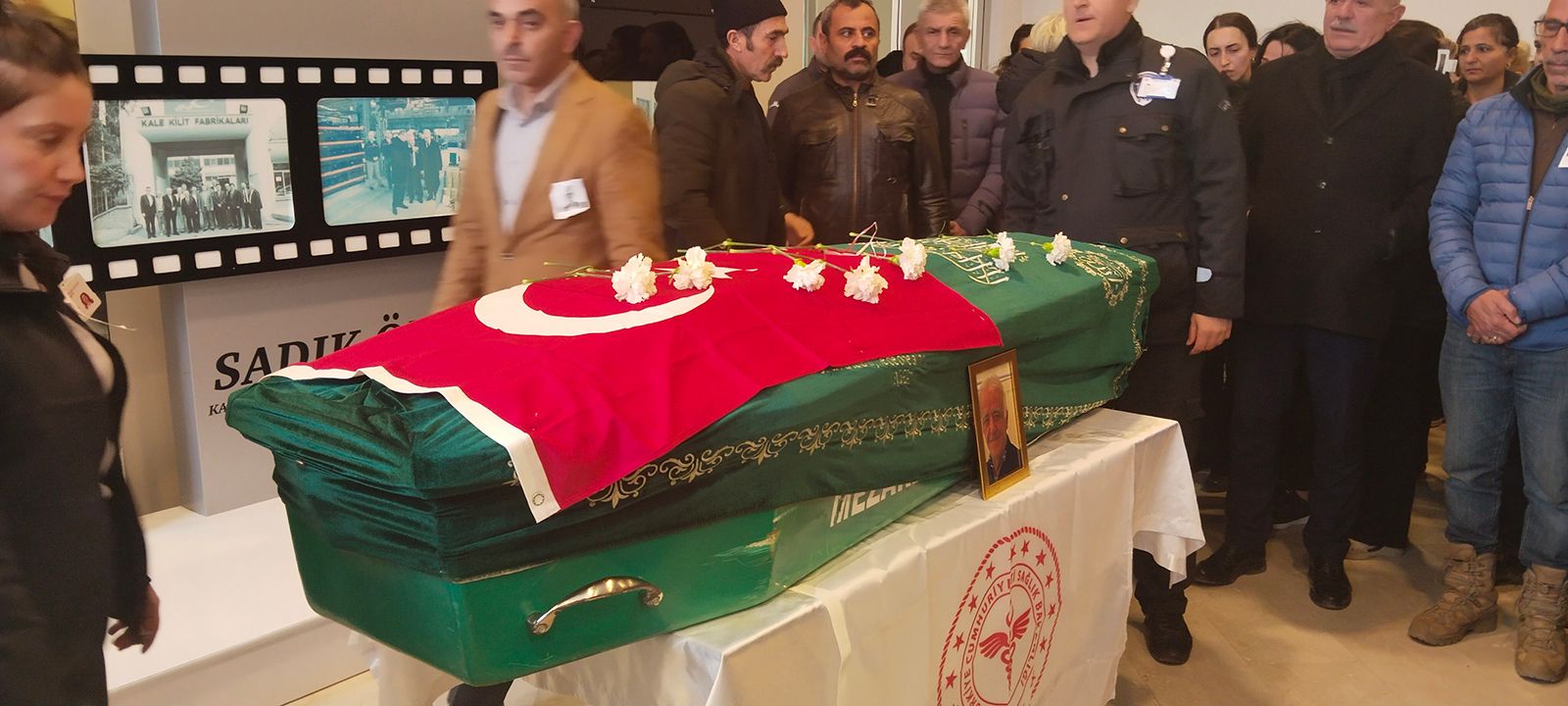 Sivas Divriği’de Görevi Başında Kalp Krizi: Doç. Dr. Ömer Yılmaz Hastasını Muayene Ederken Hayatını Kaybetti