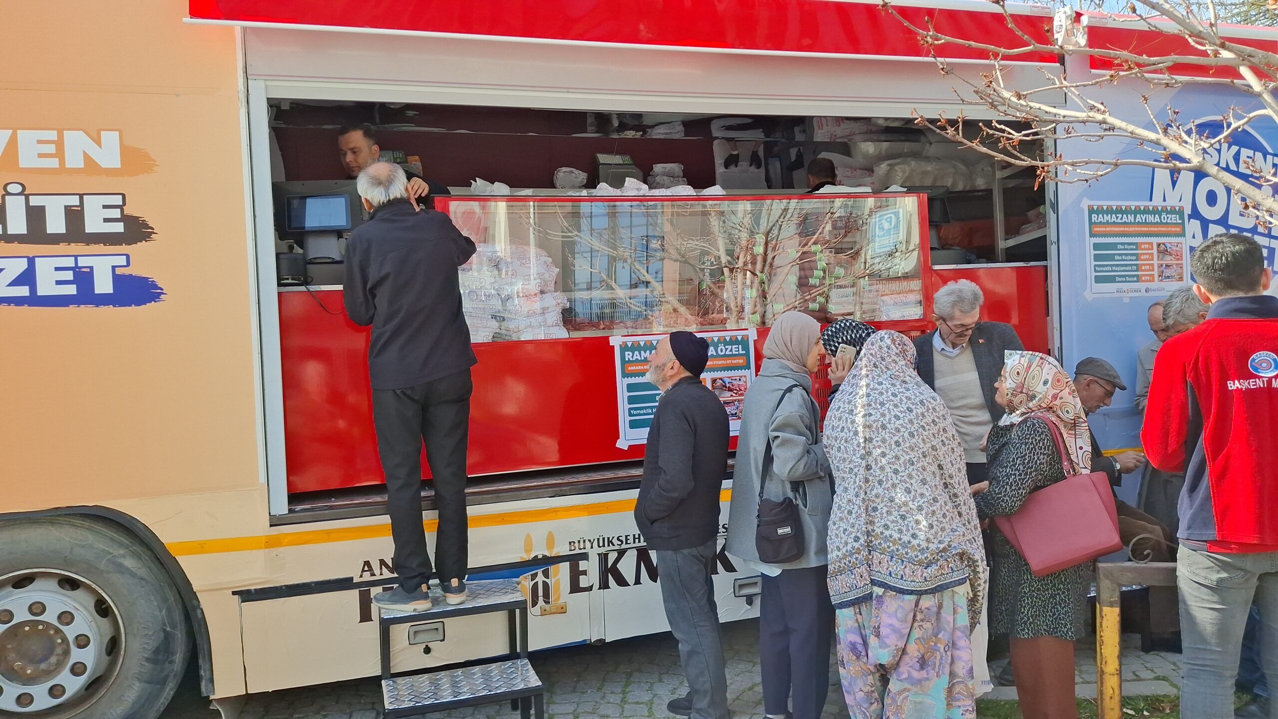 Ankara Büyükşehir Belediyesi Başkent Mobil Market Beypazarı’nda - Birlik Haber Ajansı