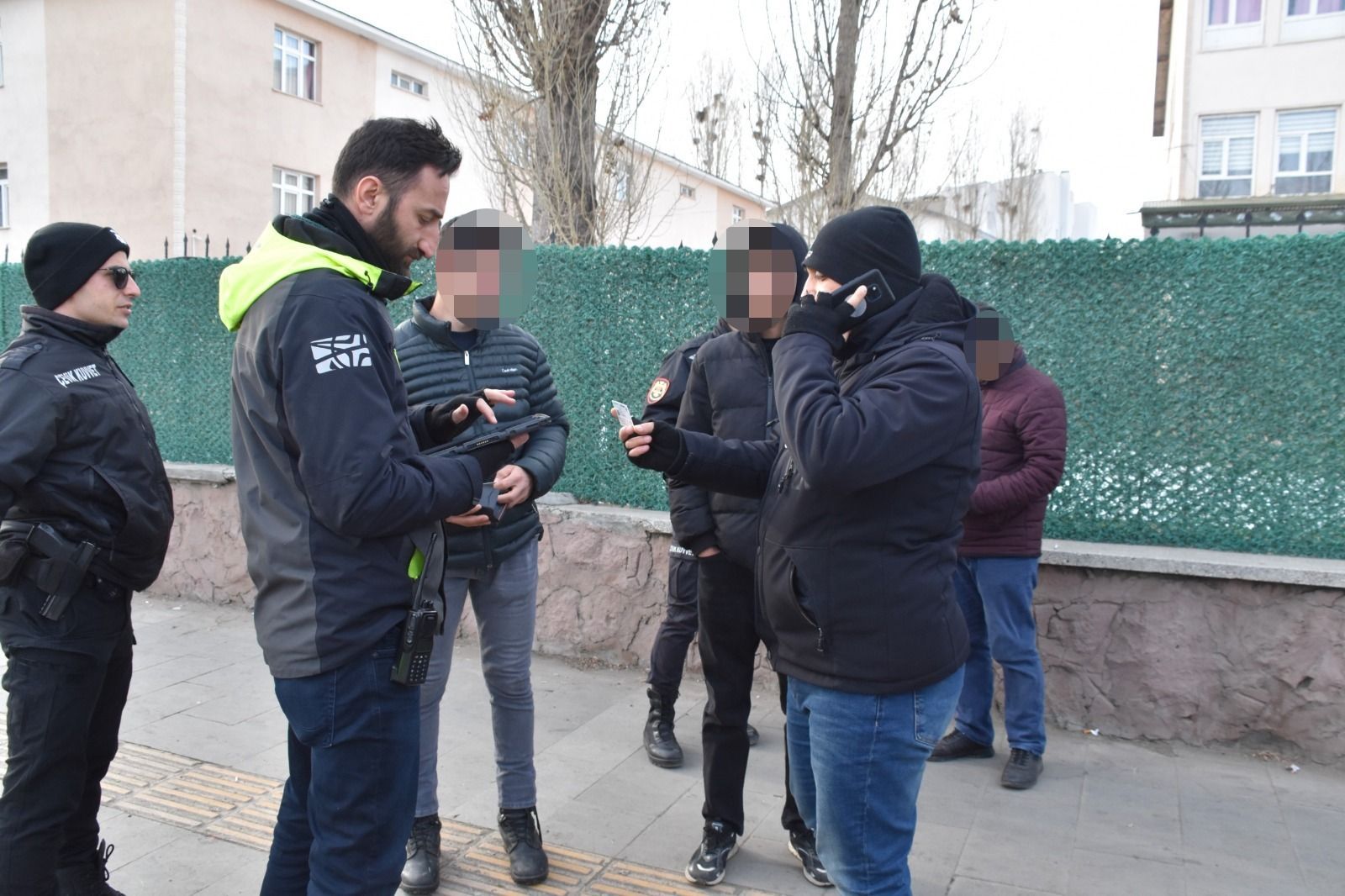 Kars'ta okul çevrelerine yönelik denetimler sıklaştırıldı - Birlik Haber Ajansı