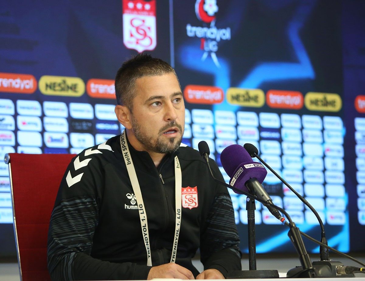 Özbelsan Sivasspor'da İstifa İddialarına Ömer Ateş'ten Net Cevap: "Gündemimizde İstifa Yok"