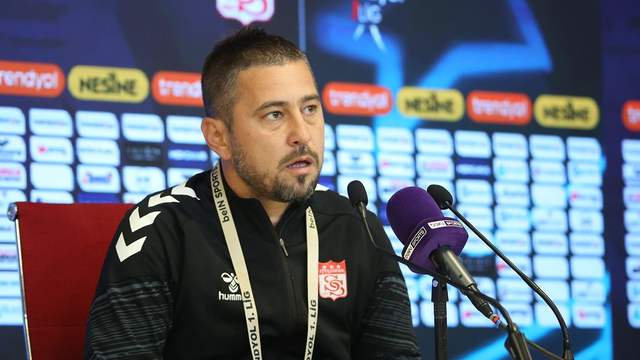 Özbelsan Sivasspor'da İstifa İddialarına Ömer Ateş'ten Net Cevap: "Gündemimizde İstifa Yok"