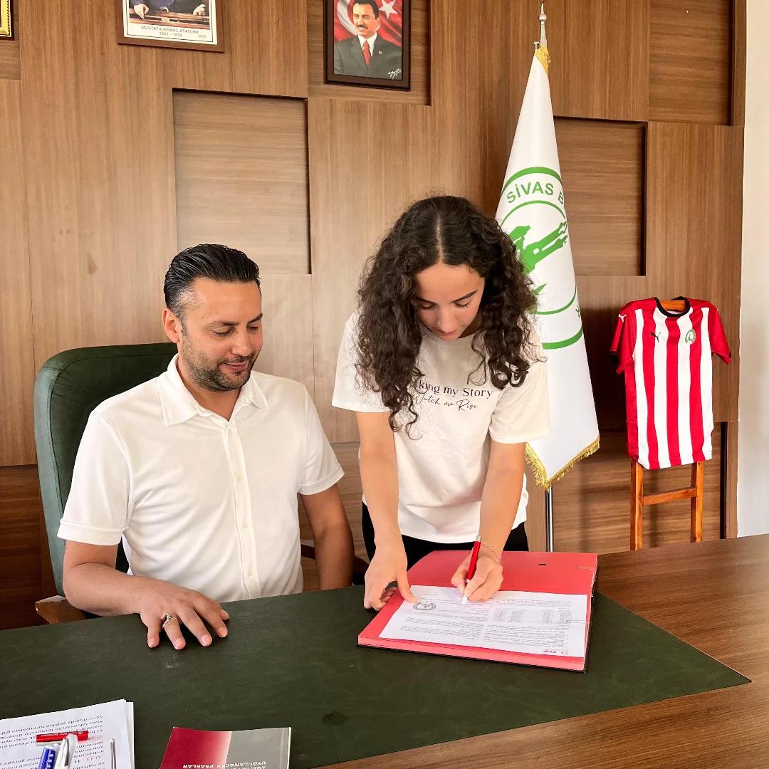 Sivas Belediye Spor Hentbol Takımı Yeni Sezon İçin Güçleniyor