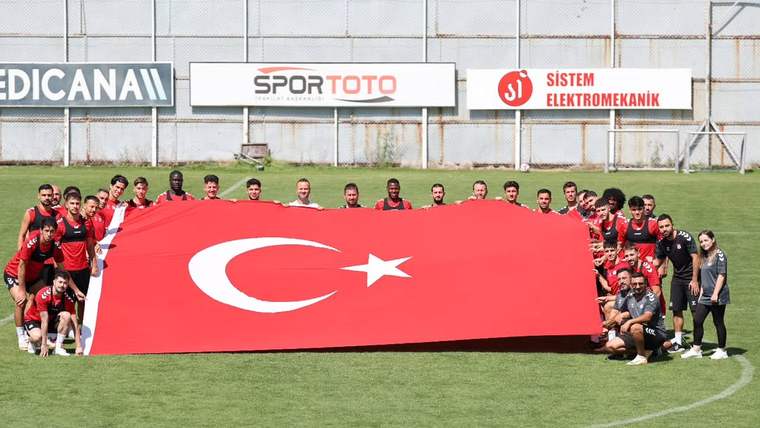 Sivasspor, 30 Ağustos Zafer Bayramı'nı Kutladı
