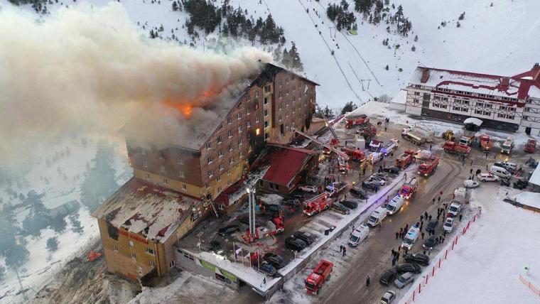Bolu’daki otel yangınında hayatını kaybedenlerin sayısı 79’a yükseldi - Birlik Haber Ajansı