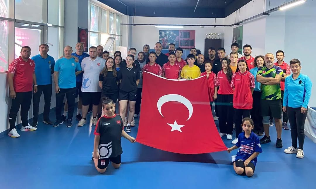 Sivas'ta 29 Ekim Coşkusu Masa Tenisi Turnuvası ile Taçlandı