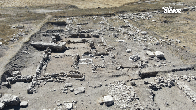 Gizemli Tapınağın İzleri Sivas'ta Ortaya Çıktı