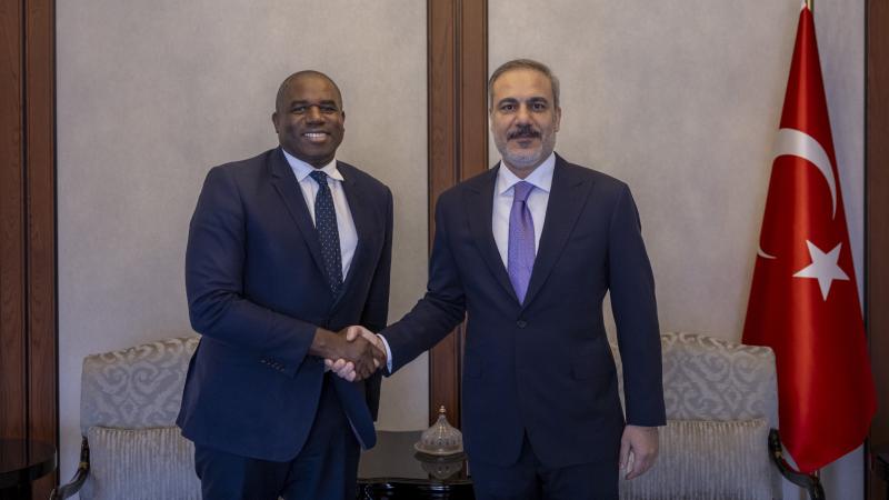 Hakan Fidan İngiliz mevkidaşı Lammy ile görüştü - Birlik Haber Ajansı