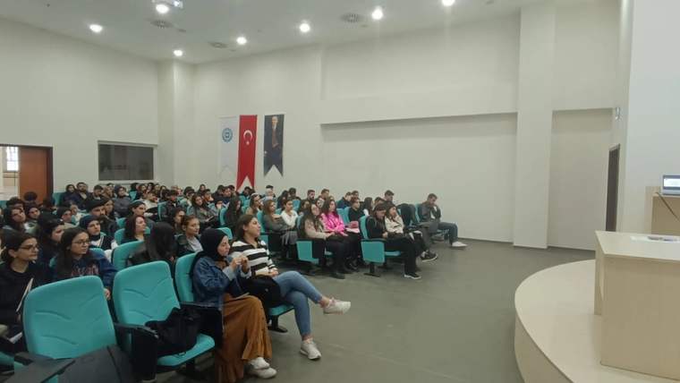 Kars’ta öğrencilere kadına yönelik şiddetle mücadele eğitimi verildi - Birlik Haber Ajansı