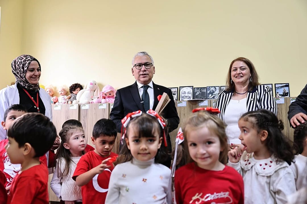 Sivas Valisi Yılmaz Şimşek, Saygın Kreş ve Gündüz Bakımevi'ni Ziyaret Etti