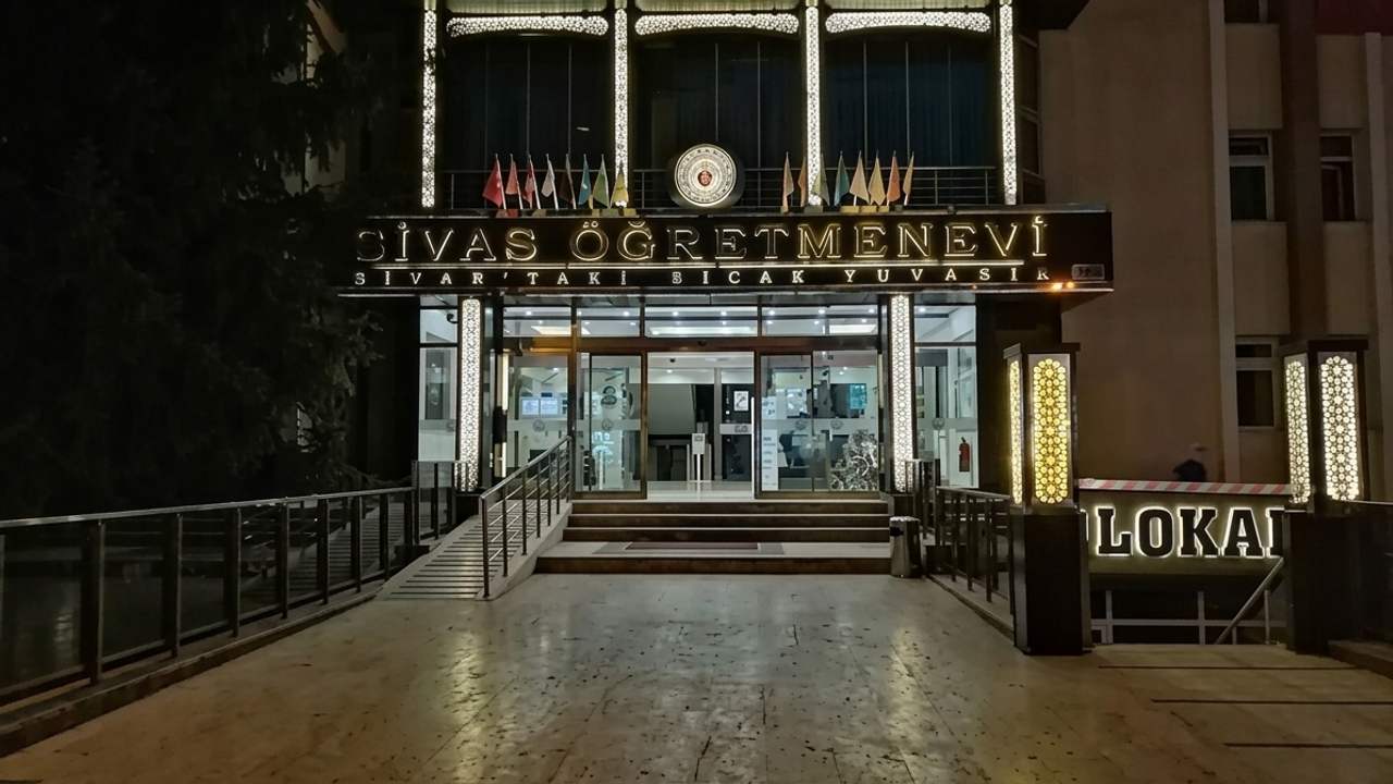 Sivas Öğretmenevi 2 Personel Alacak