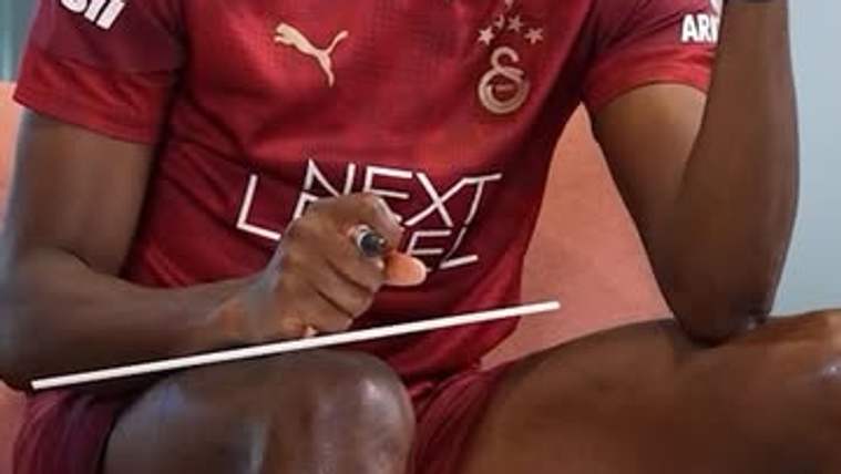 Galatasaray Yıldızları EA Sports FC 26 Kadro Tahminlerinde Yarıştı!