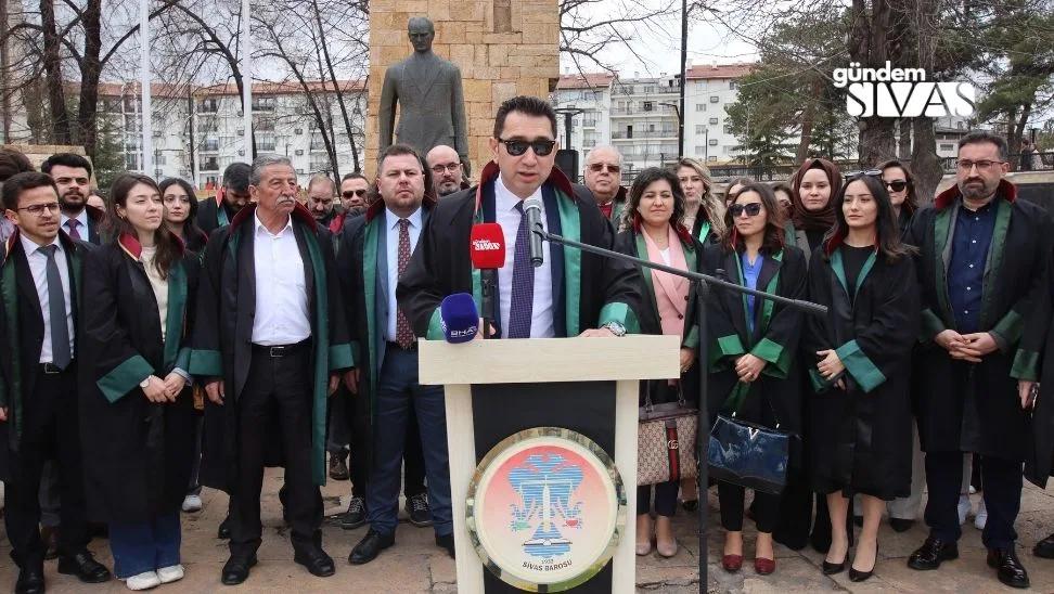 Sivas'ta Avukatlardan "Adalet" Çağrısı