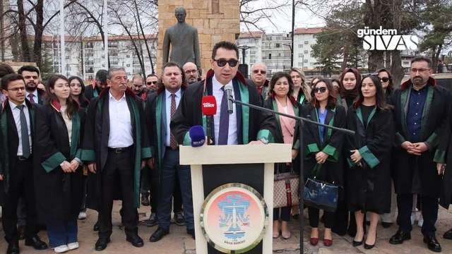 Sivas'ta Avukatlardan "Adalet" Çağrısı