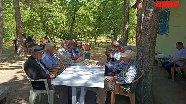Sivas'ta Muharrem Ayı Kutlamaları: Vatandaşlara Aşure İkram Edildi