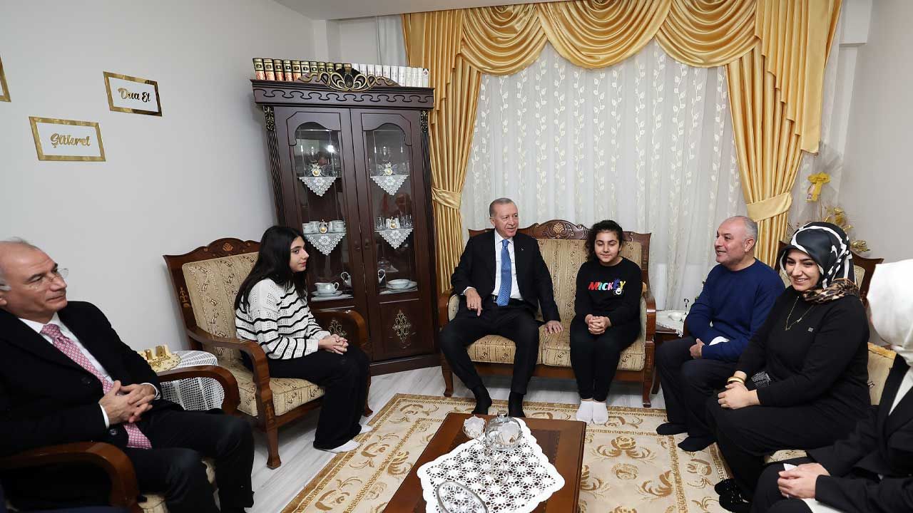 Cumhurbaşkanı Erdoğan, Malatya’da söz verdiği aileyi ziyaret etti - Birlik Haber Ajansı