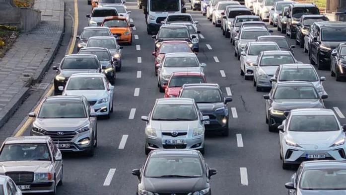 Sivas'ta Trafikteki Araç Sayısı Artmaya Devam Ediyor!