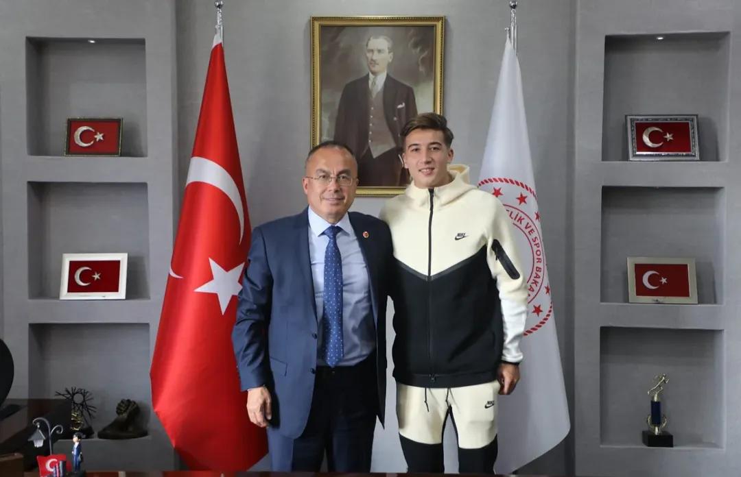 Sivasspor'dan İl Müdürüne Ziyaret