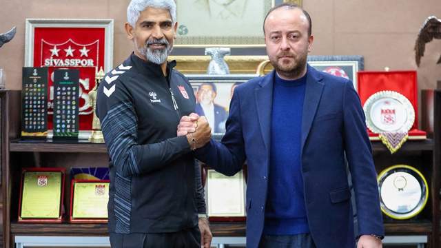 Sivasspor’da Yeni Dönem: İsmet Taşdemir Resmen Göreve Başladı