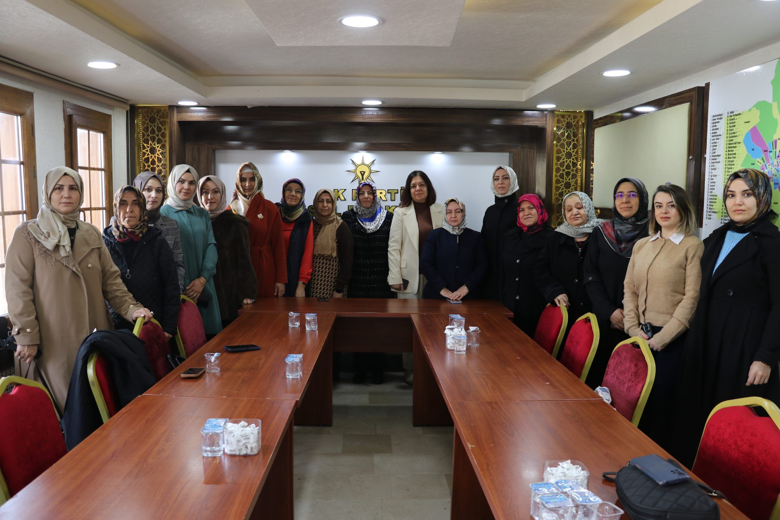 Sivas AK Parti Kadın Kollarından Şiddetle Mücadele Mesajı: KADES ve 5. Ulusal Eylem Planı Vurgusu