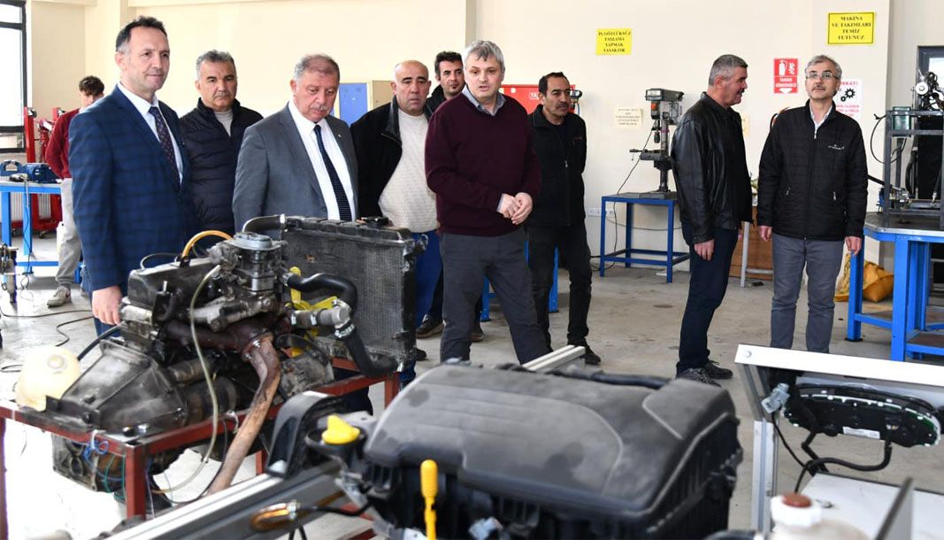 Isparta TOBB Meslek Lisesi öğrencileri üretim yaparak gelir elde ediyor - Birlik Haber Ajansı