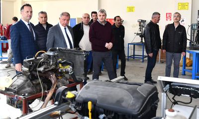 Isparta TOBB Meslek Lisesi öğrencileri üretim yaparak gelir elde ediyor - Birlik Haber Ajansı