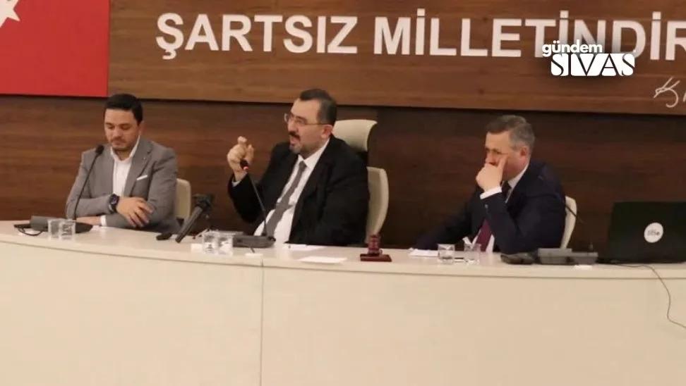 İnce'den Sivas'ın Otobüs Sorununa Çözüm