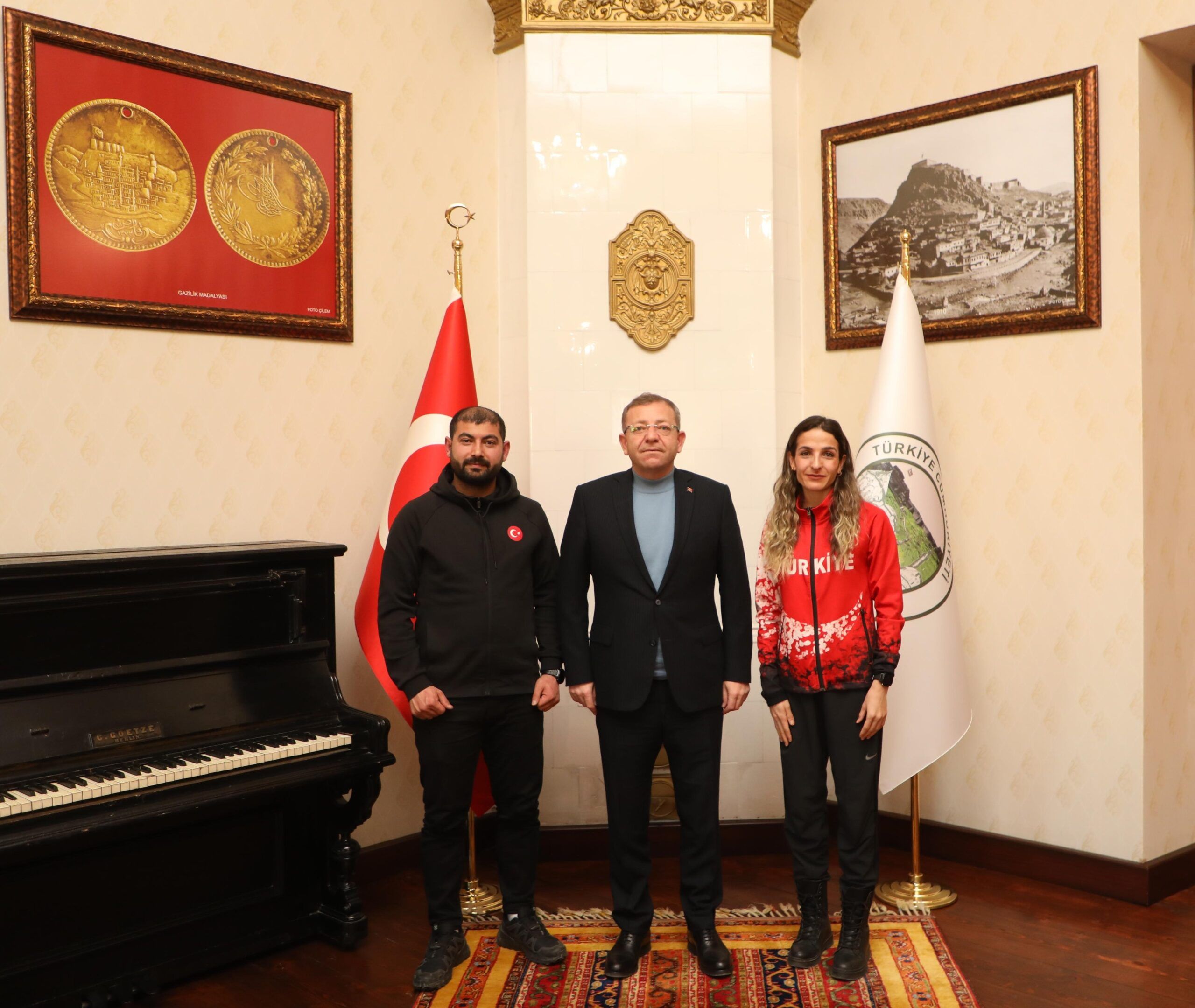 Kars Valisi Ziya Polat kros şampiyonunu ağırladı - Birlik Haber Ajansı