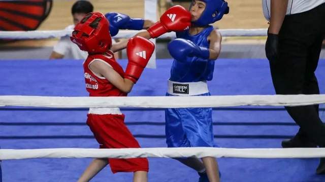 Sivas’ta U13 Türkiye Boks Şampiyonası Heyecanı Sürüyor!