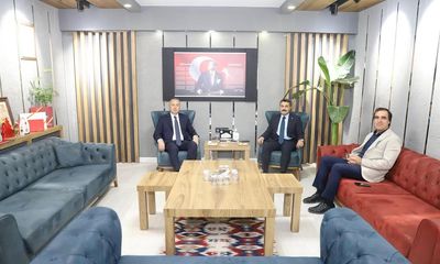 Sivas Belediye Başkanı Uzun, Milli Eğitim Müdürü Erdoğan'ı Ziyaret Etti