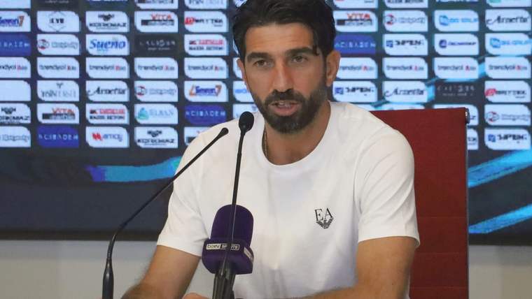 Bodrum FK Teknik Direktörü Burhan Eşer: "Sivasspor Deplasmanı Zorlu Bir Mücadeleydi"