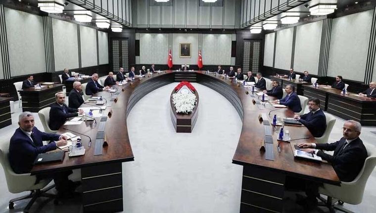 Kabine üyeleri KKTC'nin kuruluşunun 41. yılını kutladı