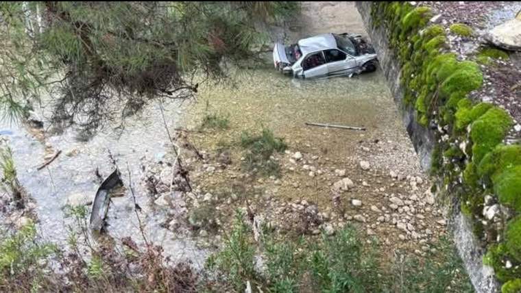 Antalya'da araç köprüden düştü: 1 kişi hayatını kaybetti - Birlik Haber Ajansı