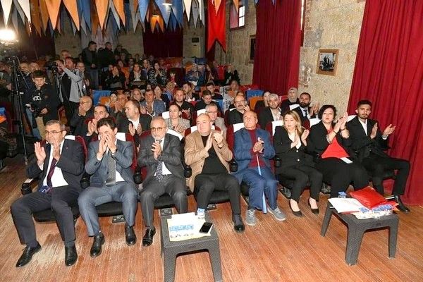 AK Parti'li Gider ; "CHP Aklını Başına Almazsa Bundan Beter Olur"