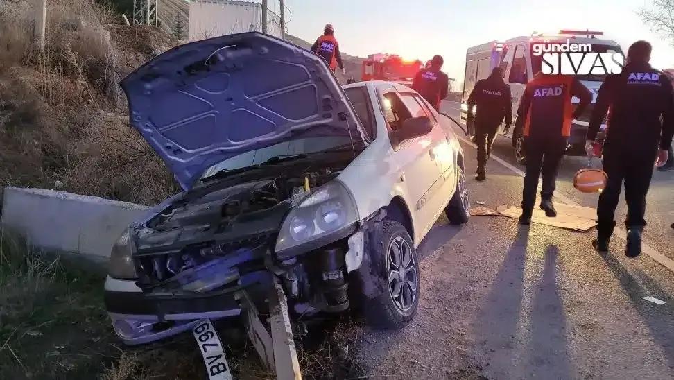 Direksiyon Hakimiyetini Kaybetti: 4 Yaralı