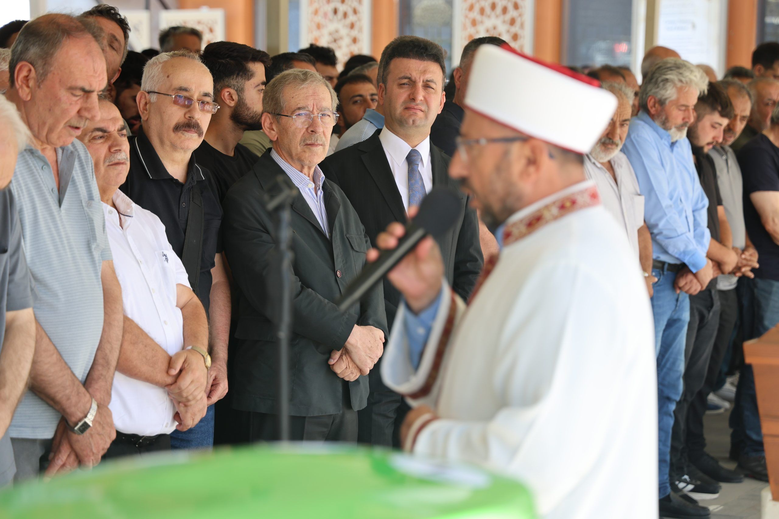 Eski Başbakan Yardımcısı Abdüllatif Şener’in Ağabeyi Ragıp Şener Son Yolculuğuna Uğurlandı