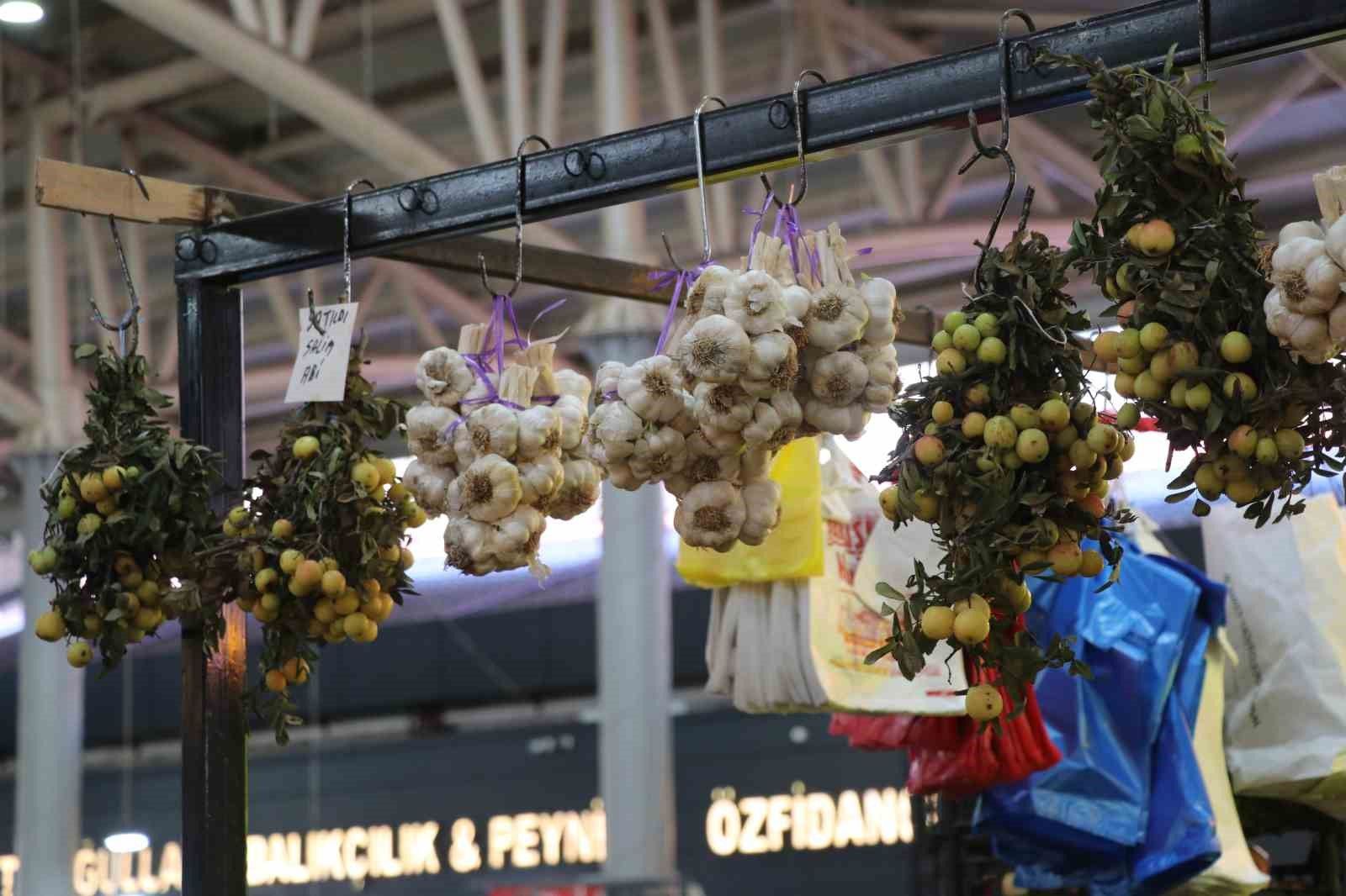Üvez neden tezgâha gelmeden tükeniyor? Bu yıl ürün çok az