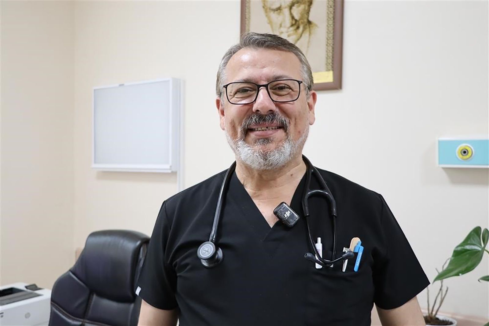 Sivas’ta Acil Servis Uyarısı: Dr. Sedat Özbay “Acil Servisler Poliklinik Değil” Diyerek Kritik Risklere Dikkat Çekti