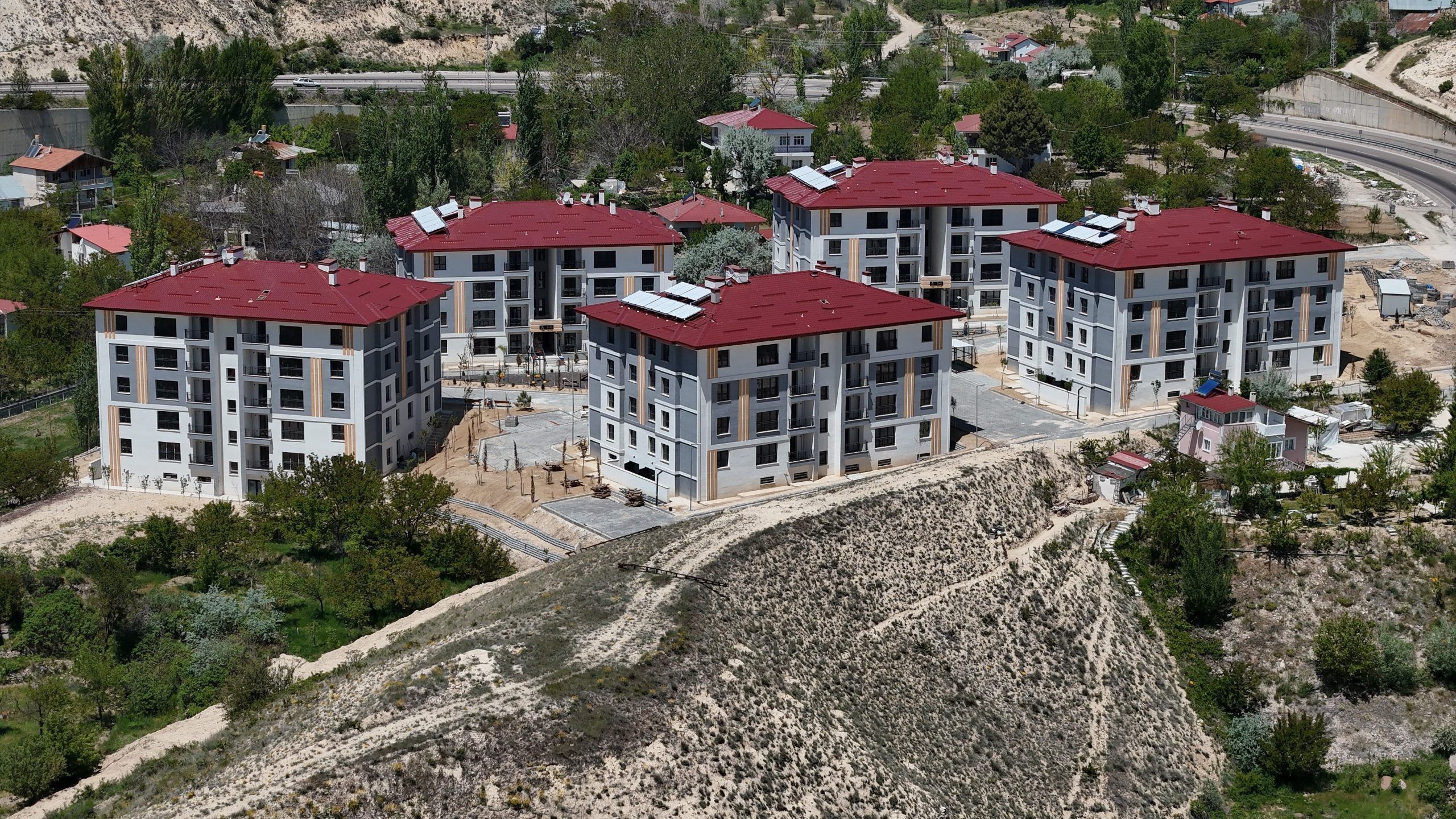 Sivas Gürün'de Afet Konutları Teslim Edildi: Depremzedeler Yeni Yuvalarına Kavuştu