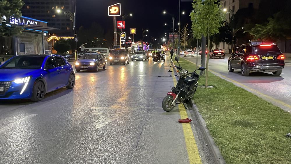 Sivas'ta Gece Yarısı Feci Kaza!