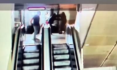 Taksim'de kan donduran cinayet: Para vermeyince bıçaklandı