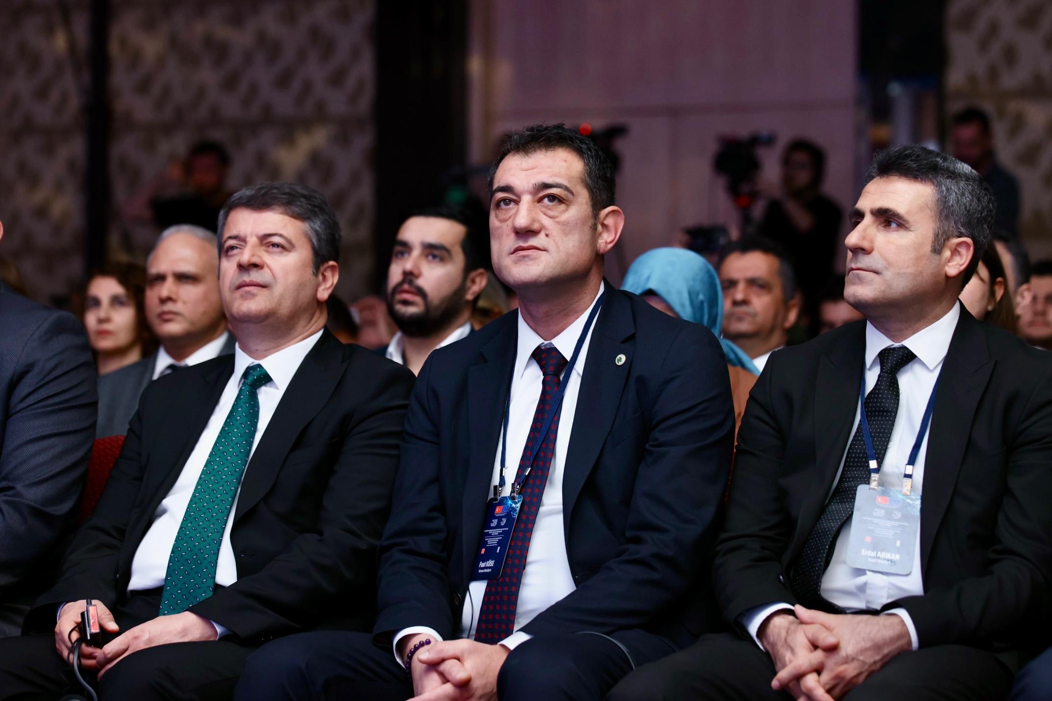 Giresun Belediyesi Dijital Gençlik Merkezi açıldı - Birlik Haber Ajansı