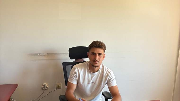 Sivasspor, genç oyuncu ile 3 yıllık sözleşme imzaladı