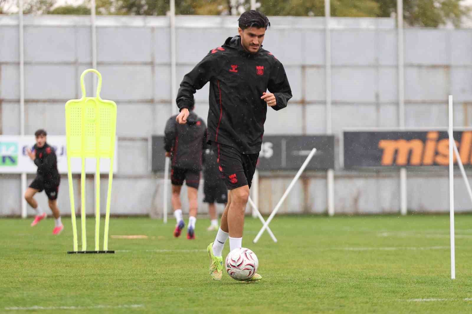 Sivasspor-Sarıyer maçı 17 Ekim saat 16.00’da Sivas’ta oynanacak